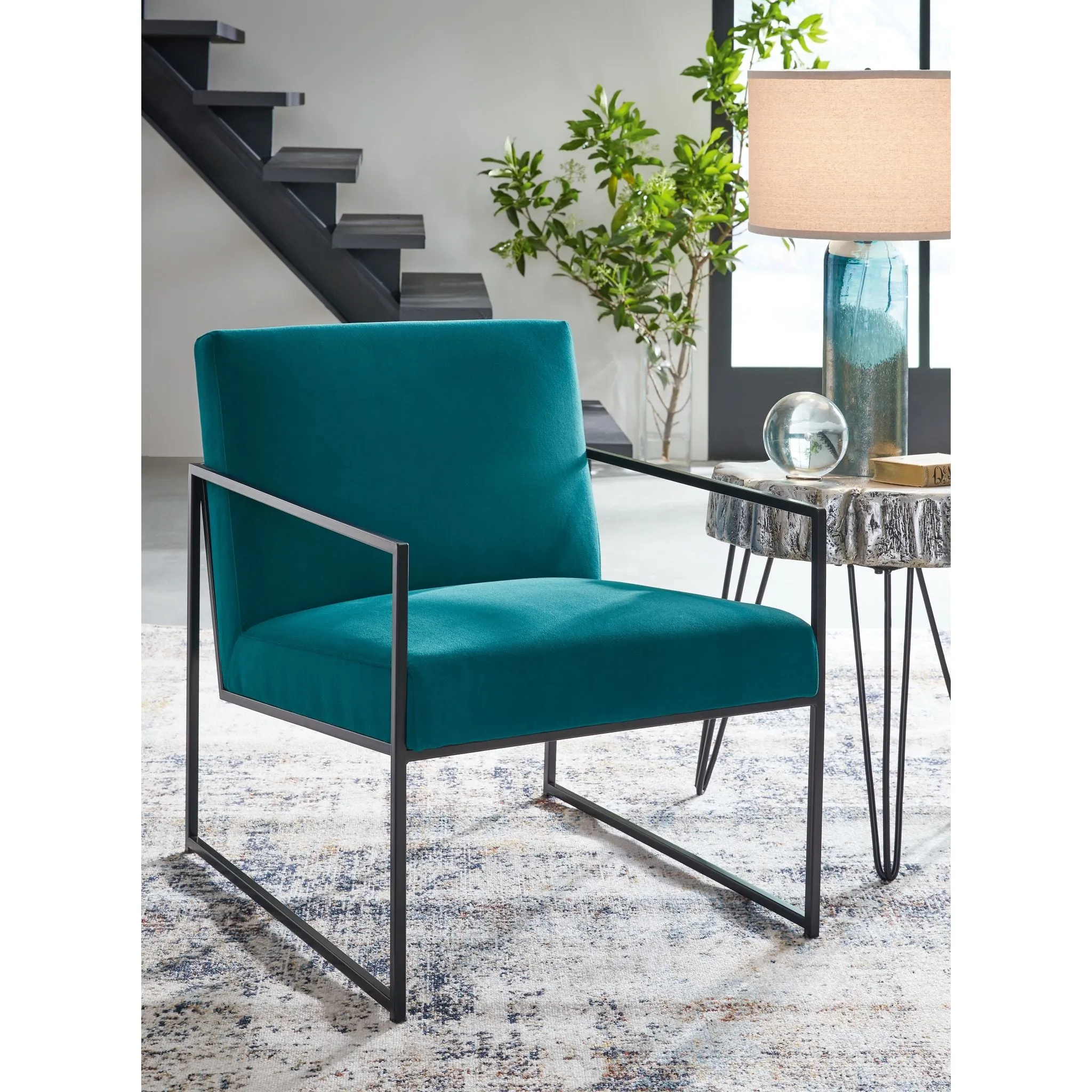 Aniak Accent Chair