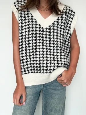 Houndstooth Sleeveless Sweater Top