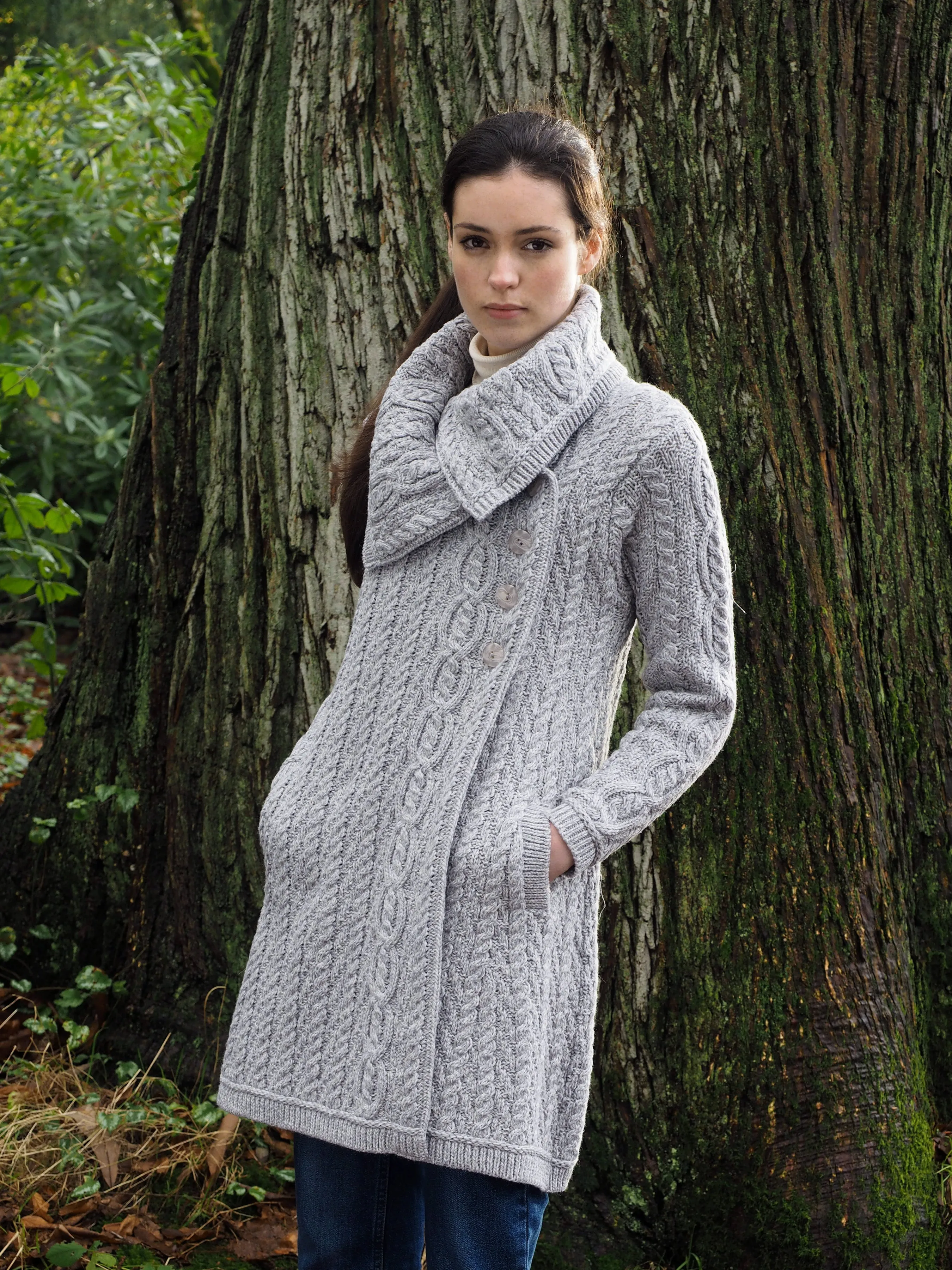 LARGE COLLAR IRISH CABLE KNIT COATIGAN