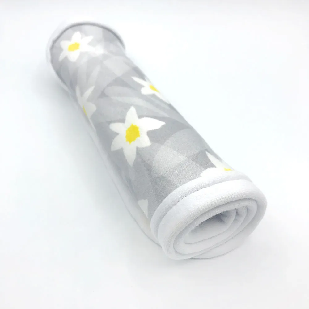 Lazy Daisy Burp Cloth - Organic Cotton