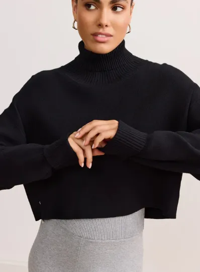 Lune Olly Cropped Turtleneck Sweater