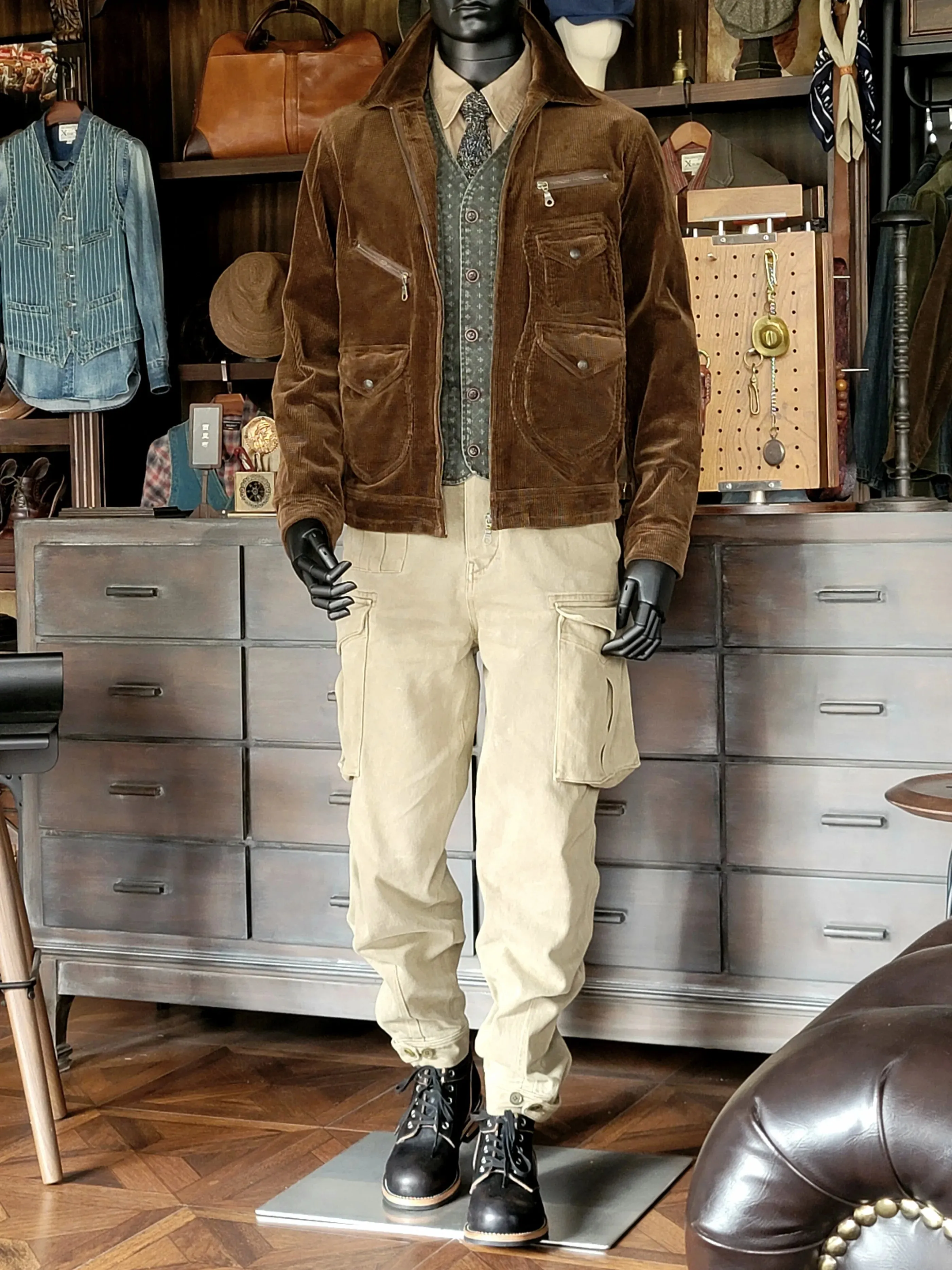 Men's Corduroy Jacket with Multi-pockets - Short Regular Fit Safari Style