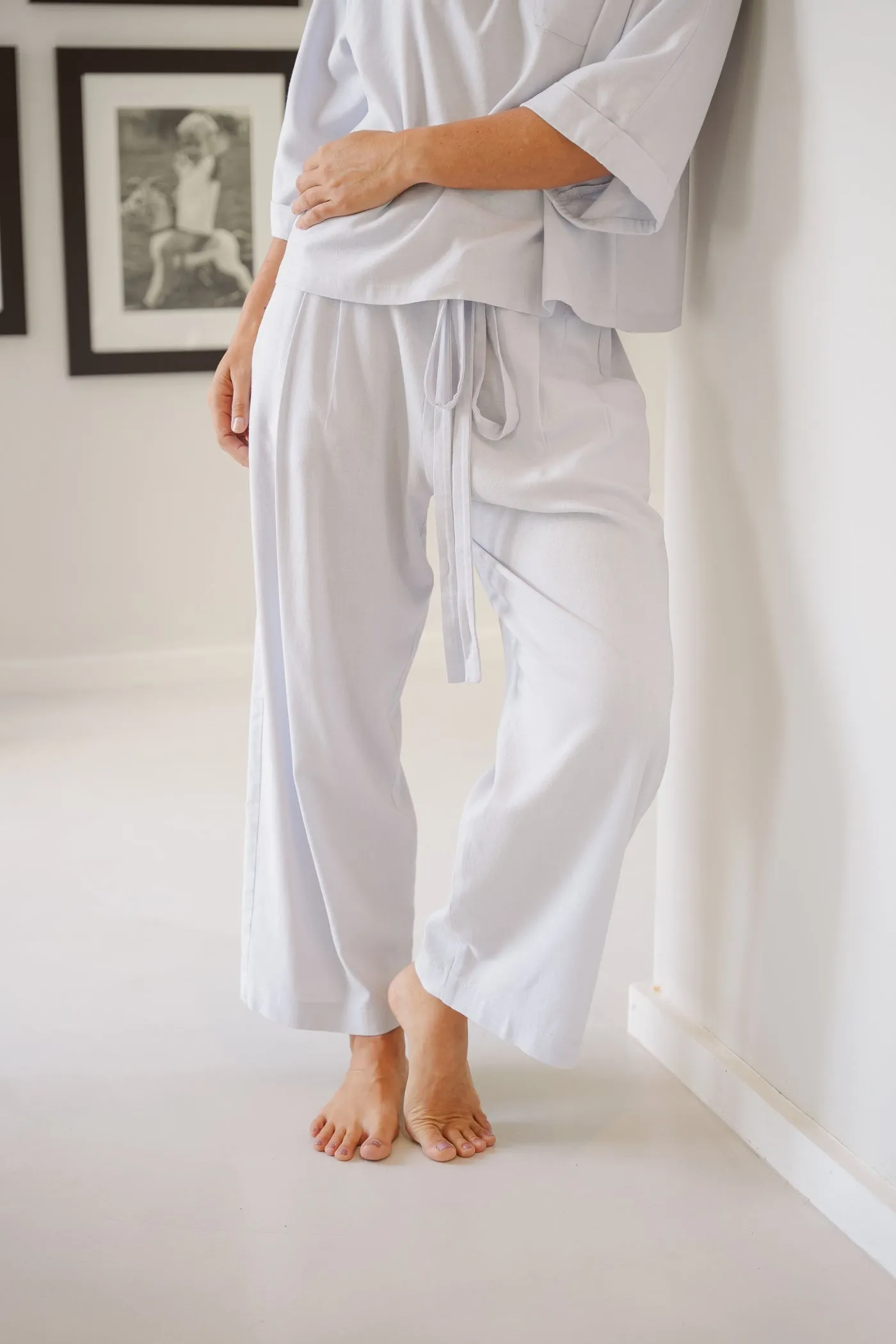 Sandy Linen Tie-Front Pants