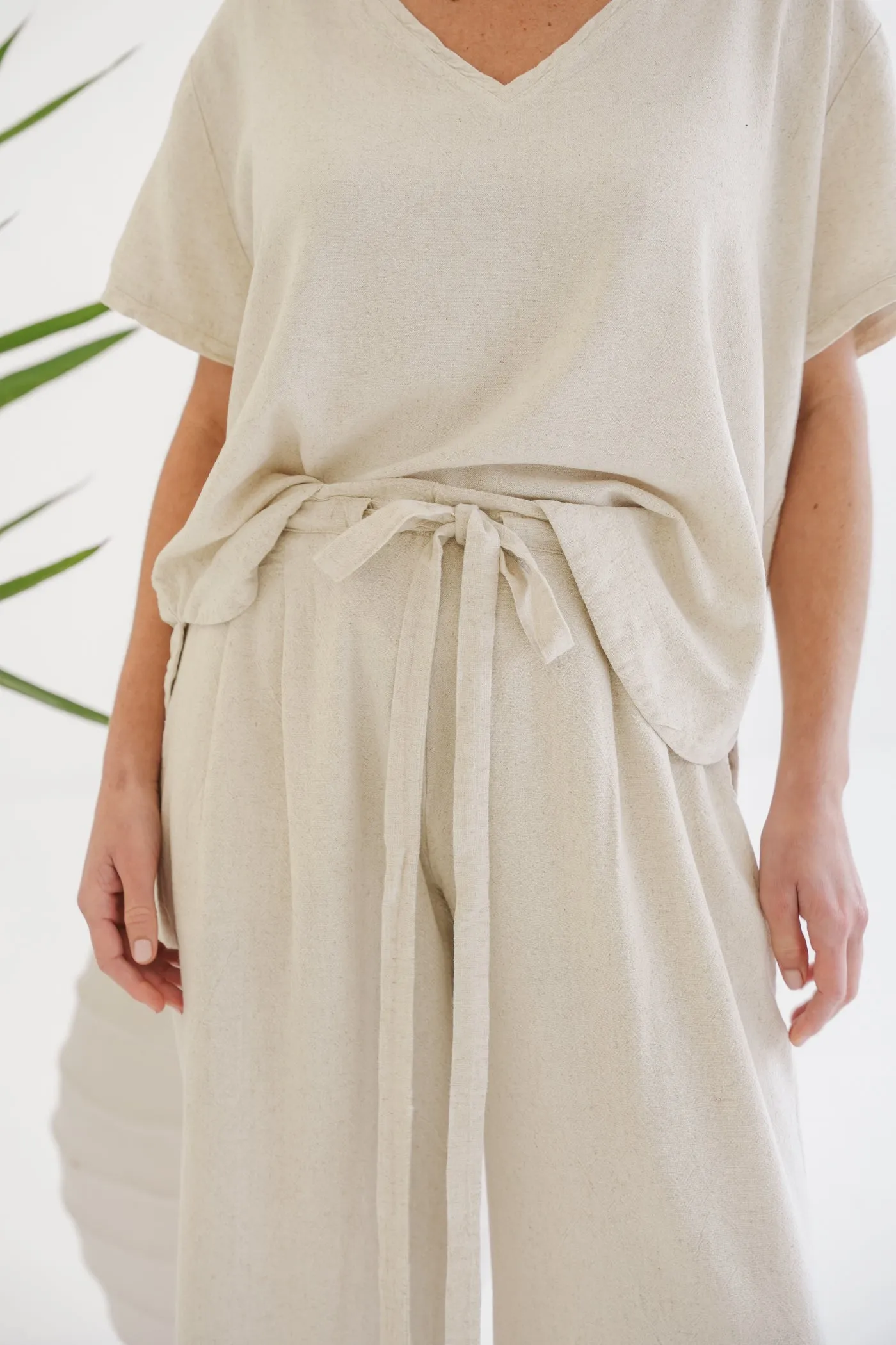 Sandy Linen Tie-Front Pants