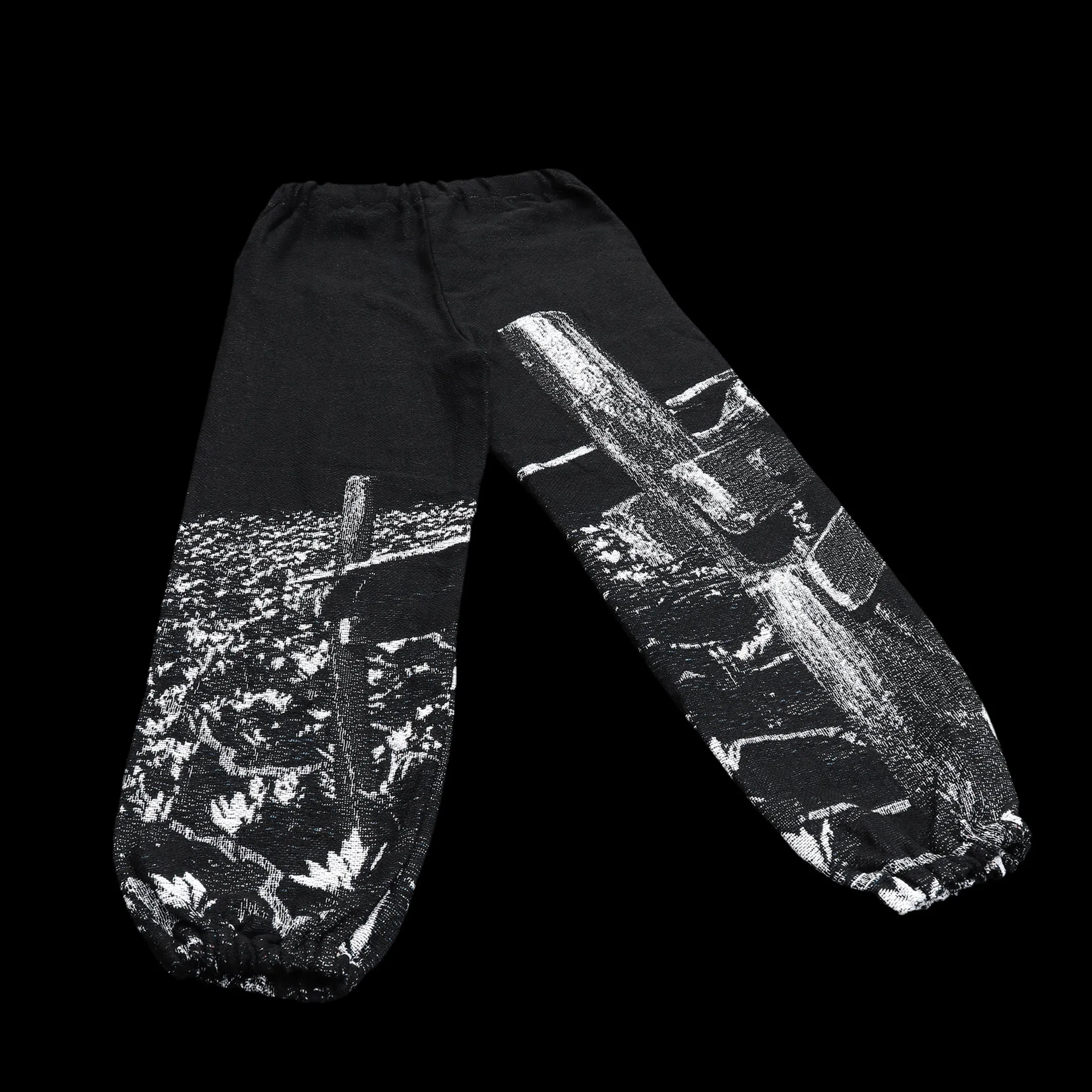 'Smoking Skeletons' sweatpants