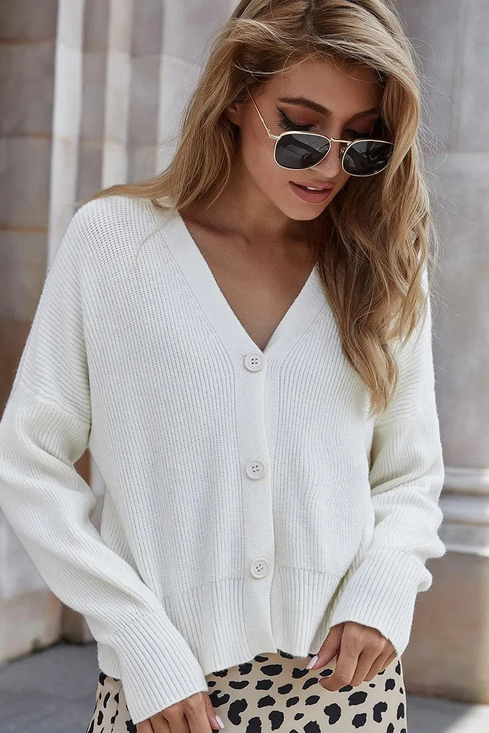 Stylish V-Neck Cardigan: Perfect Women's Fashion Staple Shop Today