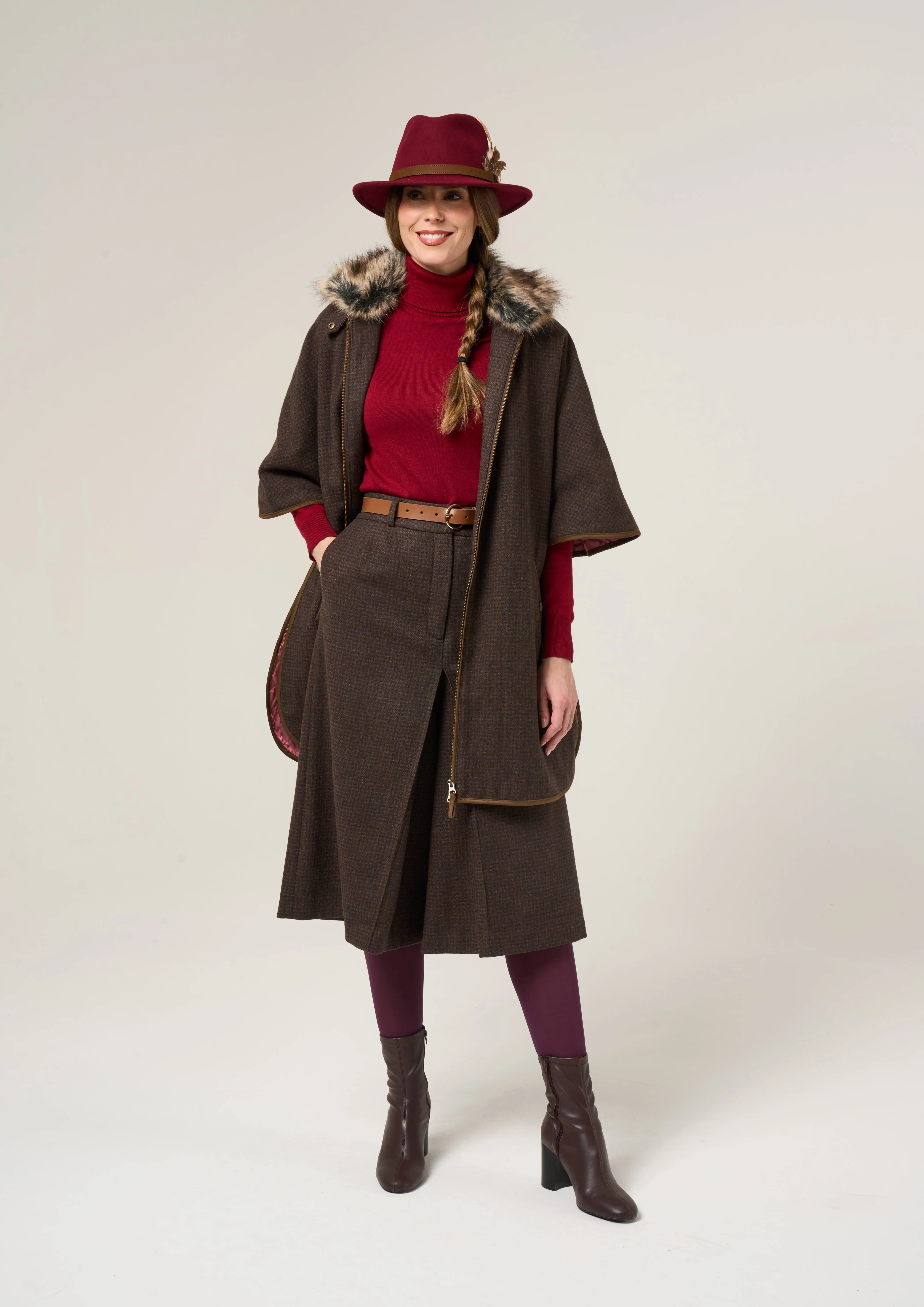 Surrey Ladies Tweed Cape In Bramble