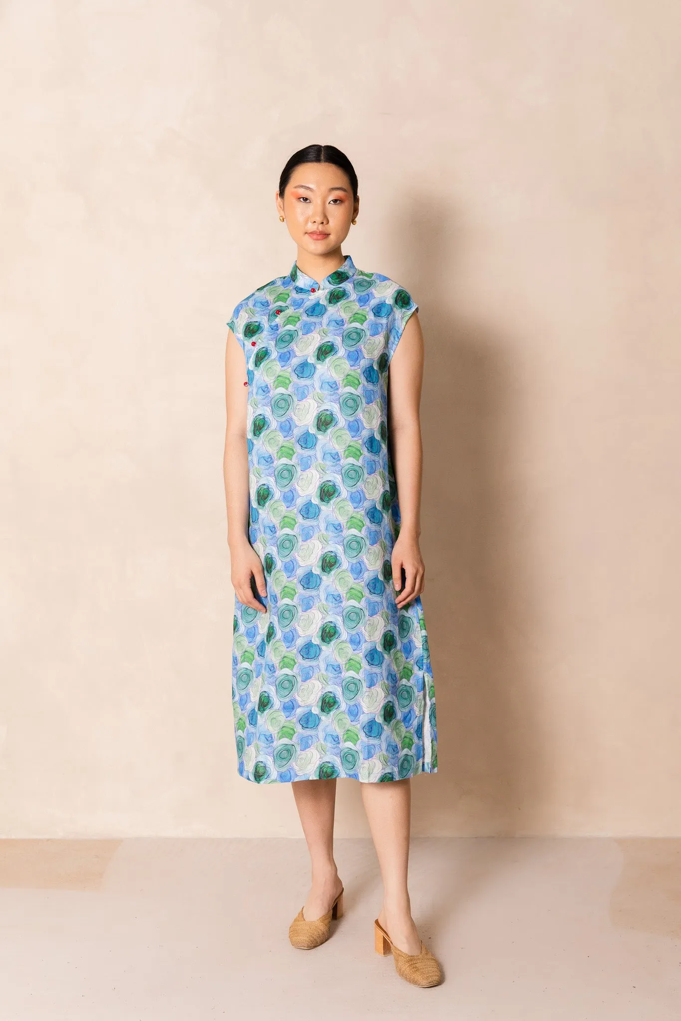 Water Colour Blue Rose Print Cap Sleeve Cheongsam Dress