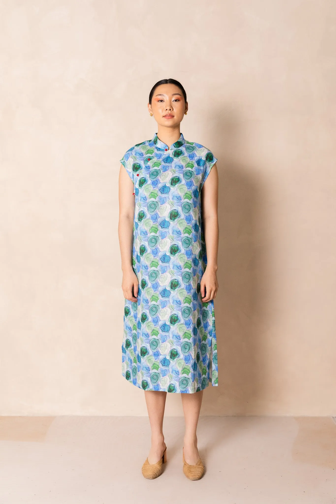 Water Colour Blue Rose Print Cap Sleeve Cheongsam Dress