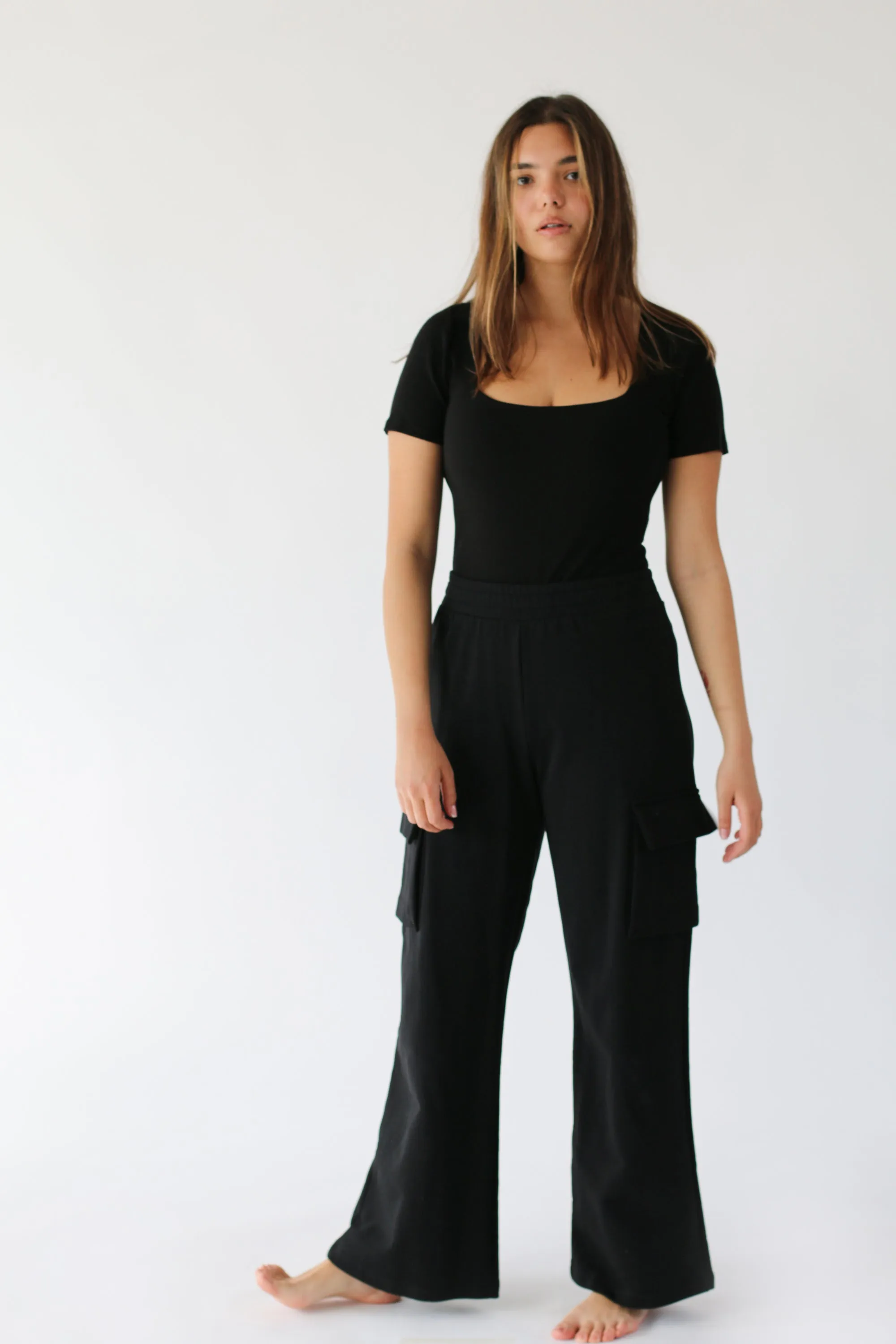 WIDE LEG CARGO SWEATPANT